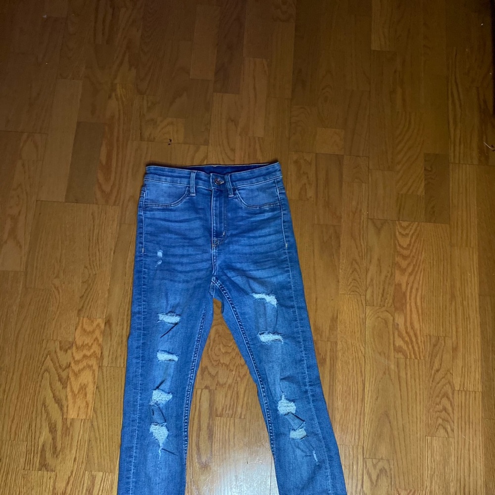 Ripped jeans